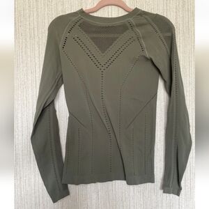 Athleta Size Small Green Long Sleeve Top Cutouts Stretchy